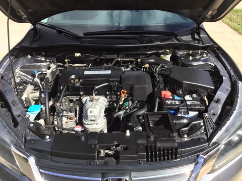 Used 2013 Honda Accord LX image 17