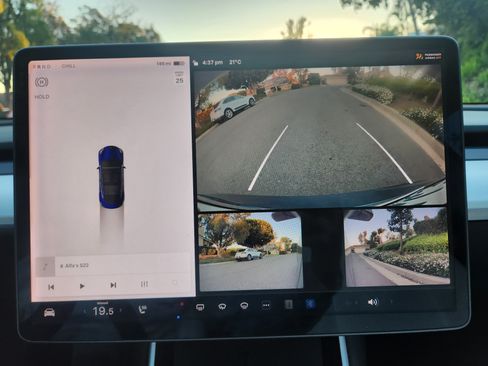Used 2019 Tesla Model 3 Long Range image 9