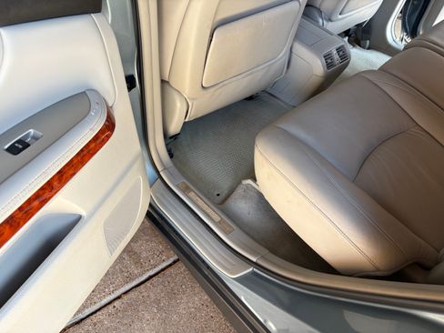 Used 2006 Lexus RX 330 FWD image 21