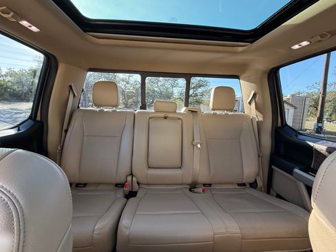 Used 2018 Ford F250 Lariat w/ Lariat Ultimate Package image 18