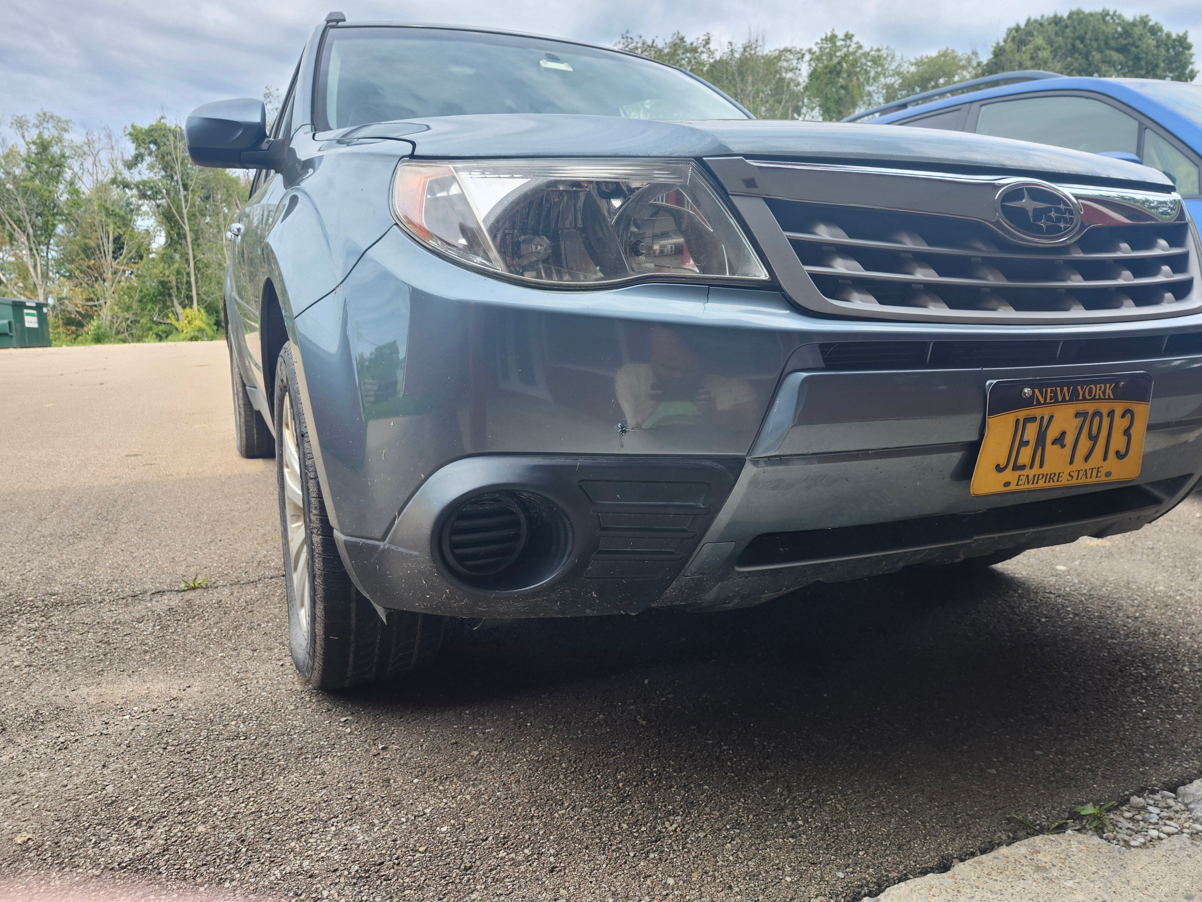 Used 2013 Subaru Forester 2.5X Premium AWD/4WD image 2