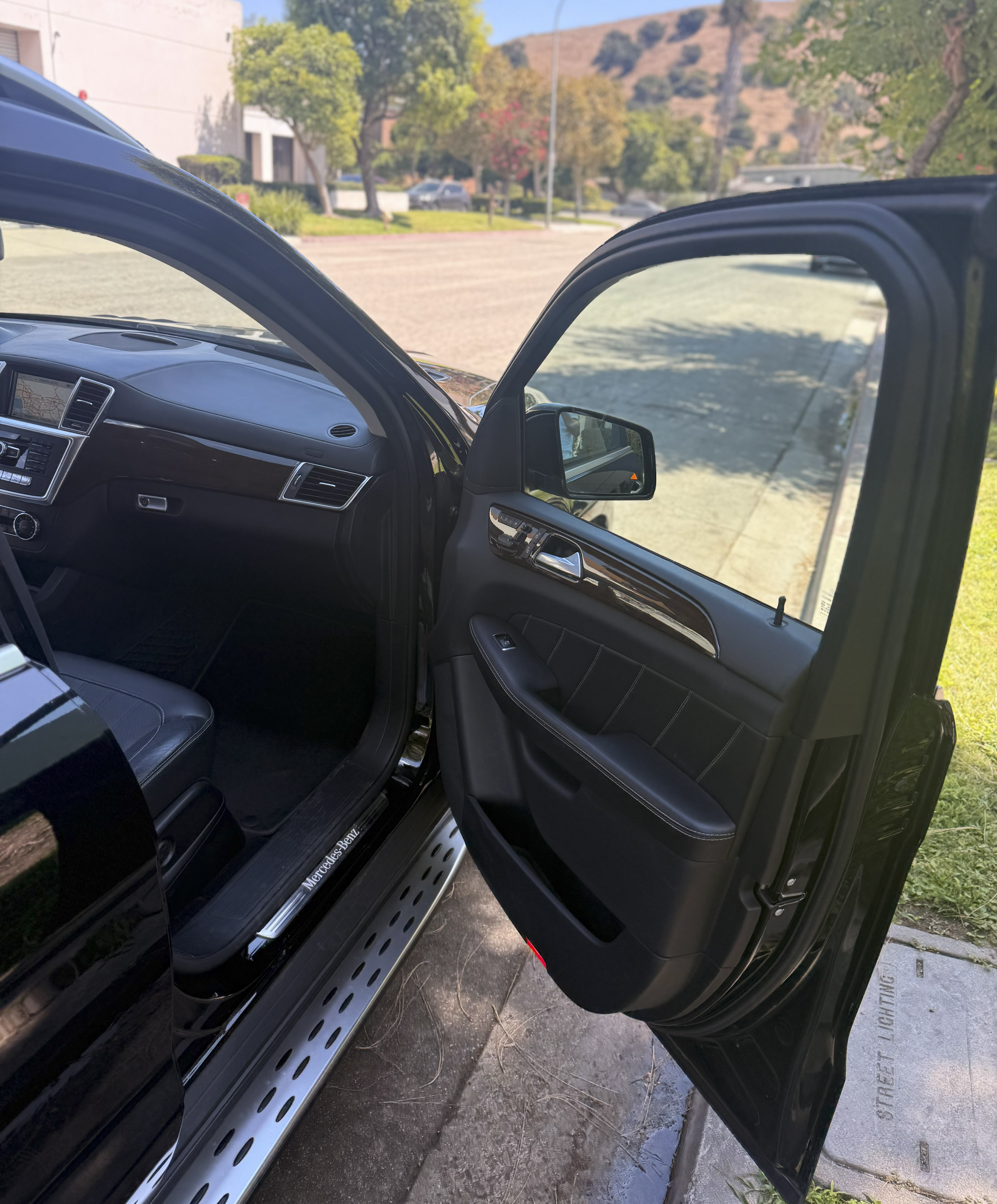 Used 2015 Mercedes-Benz GL 450 4MATIC image 14