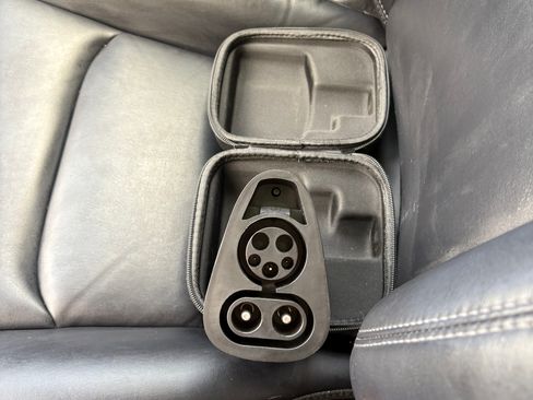 Used 2022 Tesla Model 3 Standard Range RWD image 13