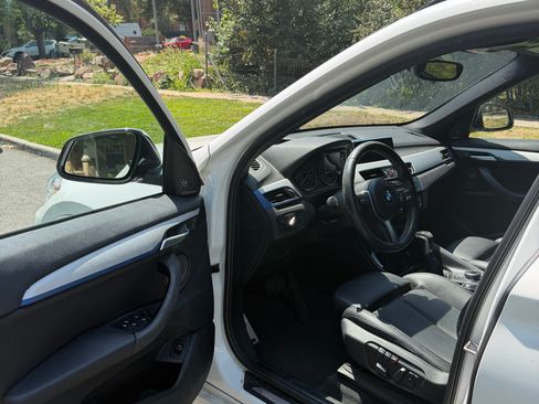 Used 2017 BMW X1 sDrive28i FWD image 10