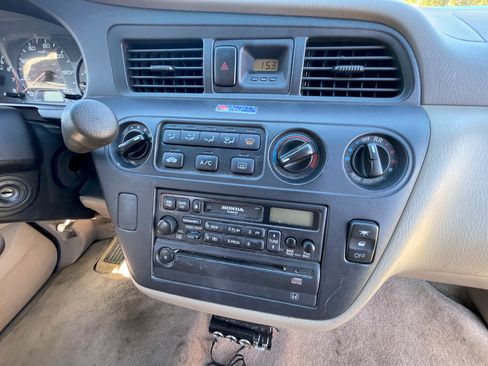 Used 2000 Honda Odyssey LX image 14