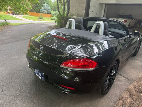 Used 2009 BMW Z4 sDrive35i RWD image 5