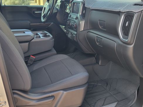 Used 2020 Chevrolet Silverado 1500 LT w/ All-Star Edition image 10