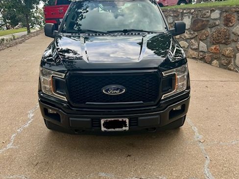 Used 2018 Ford F150 XL w/ Equipment Group 101A Mid AWD/4WD image 1