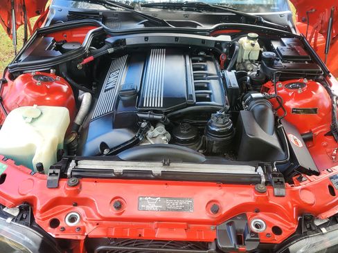 Used 2001 BMW Z3 2.5i image 9