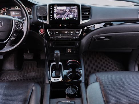 Used 2017 Honda Ridgeline Black Edition image 29