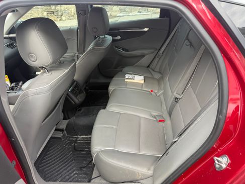 Used 2015 Chevrolet Impala LTZ FWD image 15