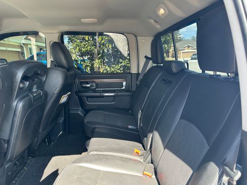 Used 2014 RAM 1500 Laramie image 13