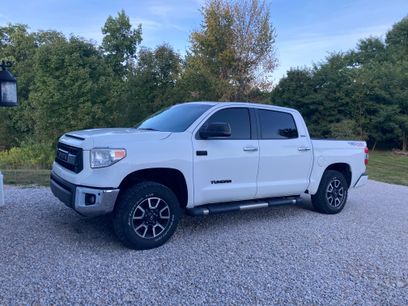 Used 2017 Toyota Tundra Limited w/ Limited Premium Package