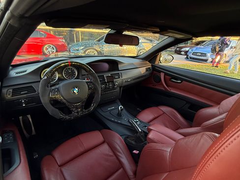 Used 2011 BMW M3 Convertible image 4