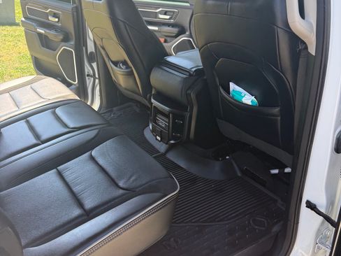 Used 2022 RAM 1500 Laramie image 15