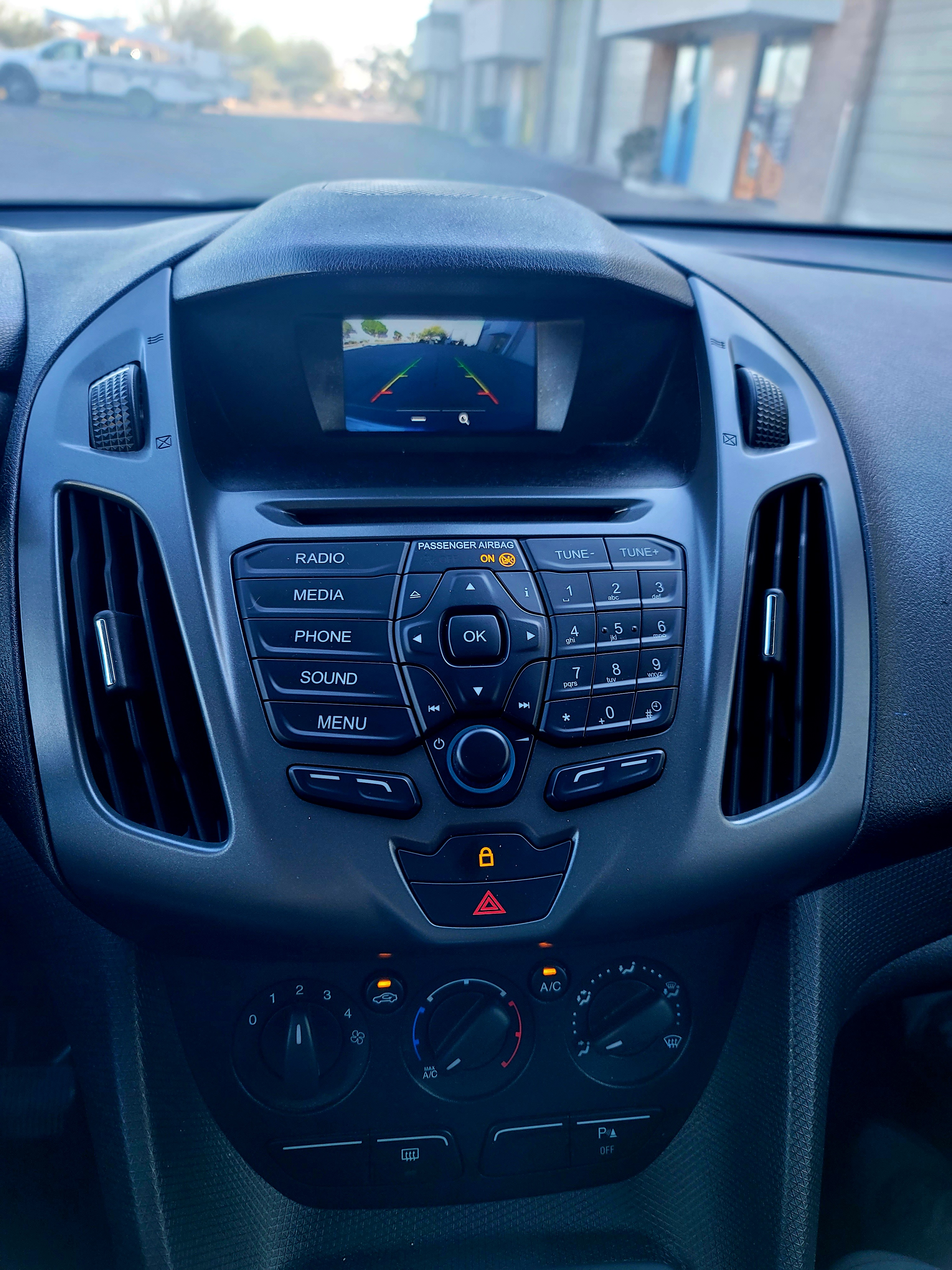 Used 2018 Ford Transit Connect XL FWD image 8