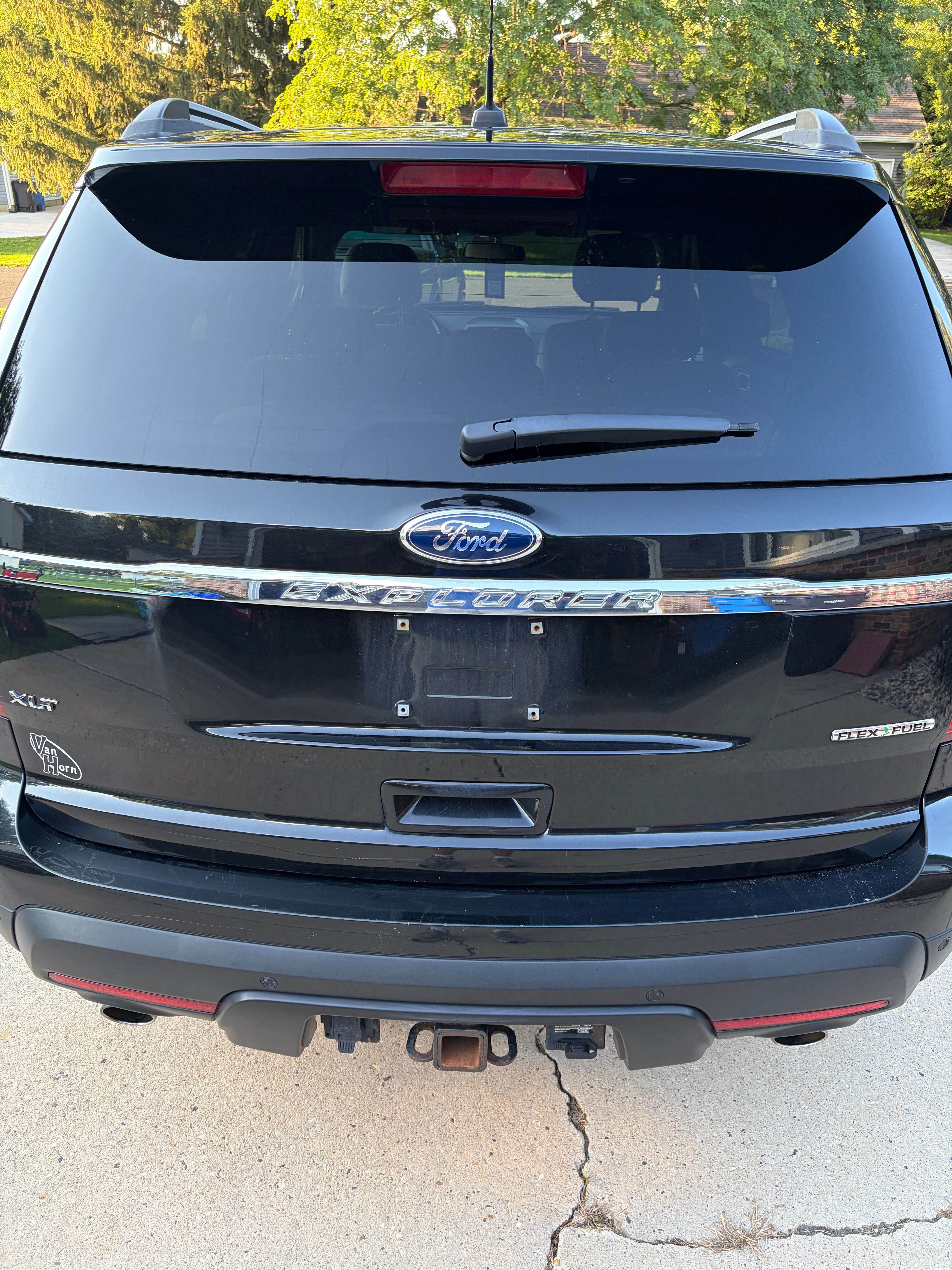 Used 2014 Ford Explorer XLT FWD image 5