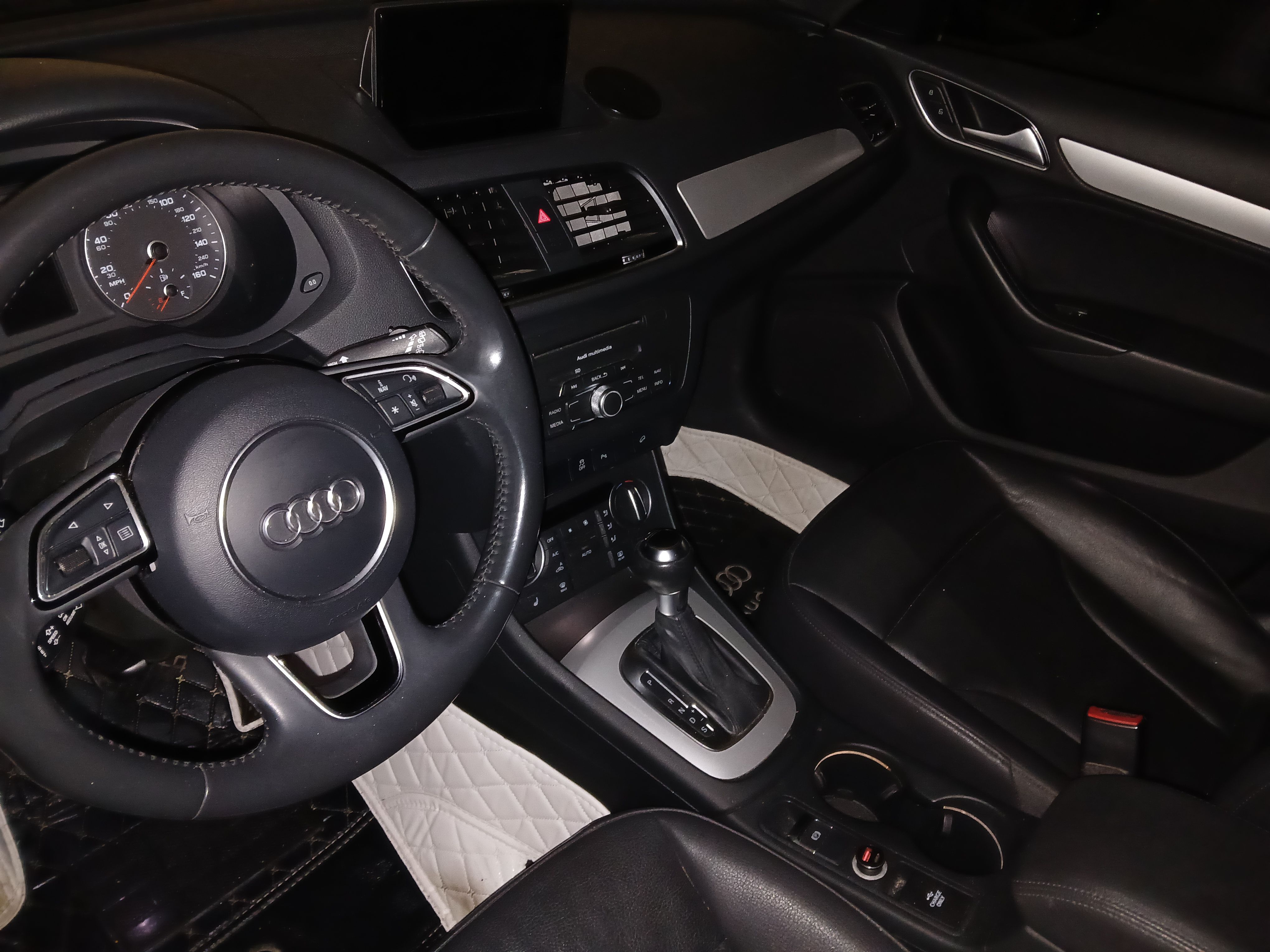 Used 2018 Audi Q3 2.0T Premium FWD image 13