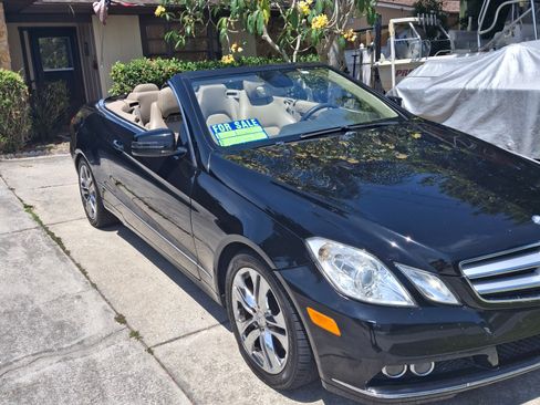 Used 2011 Mercedes-Benz E 350 Cabriolet image 13