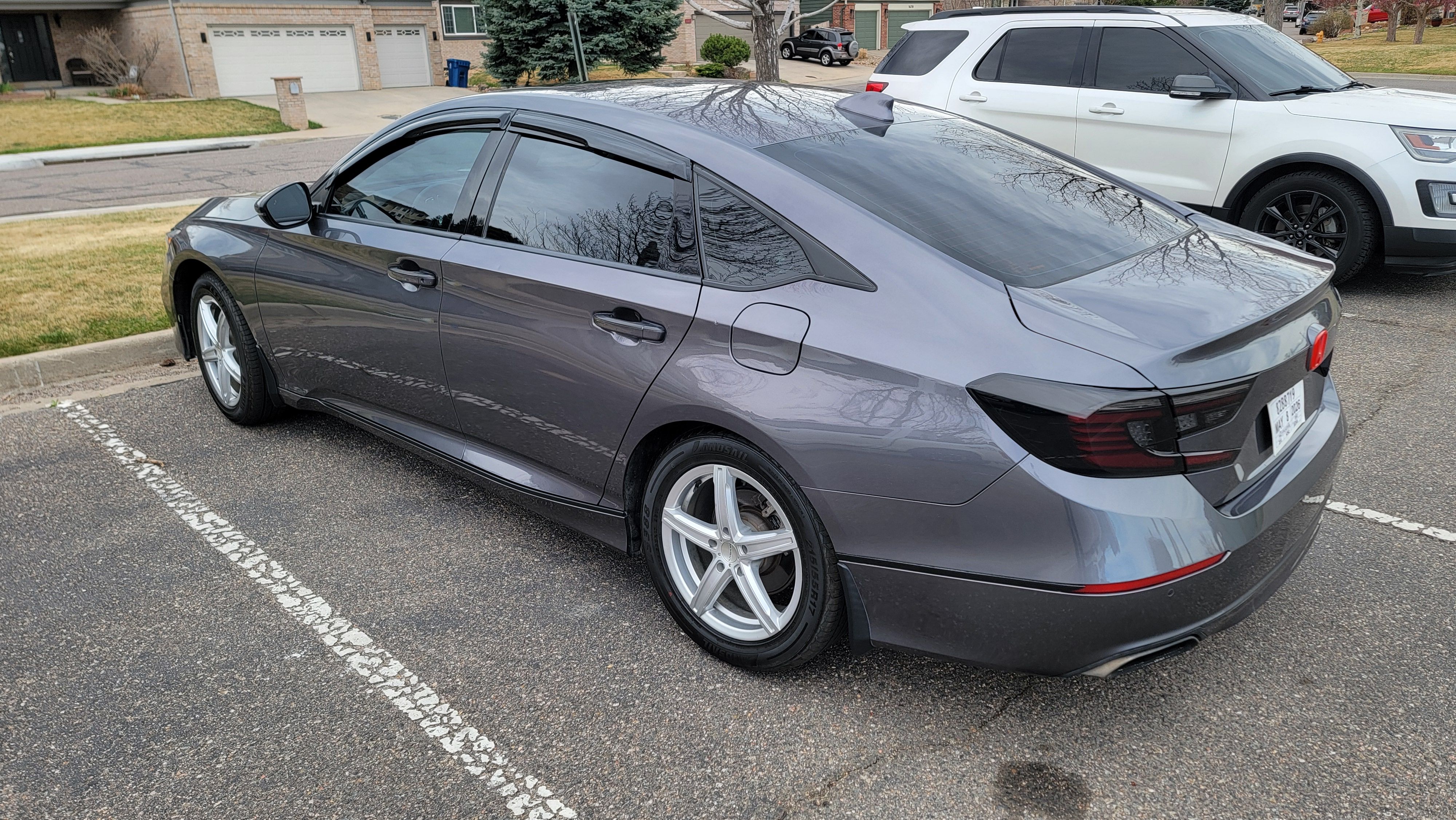 Used 2018 Honda Accord Touring image 5