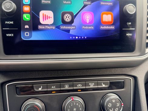 Used 2018 Volkswagen Atlas SE FWD image 28