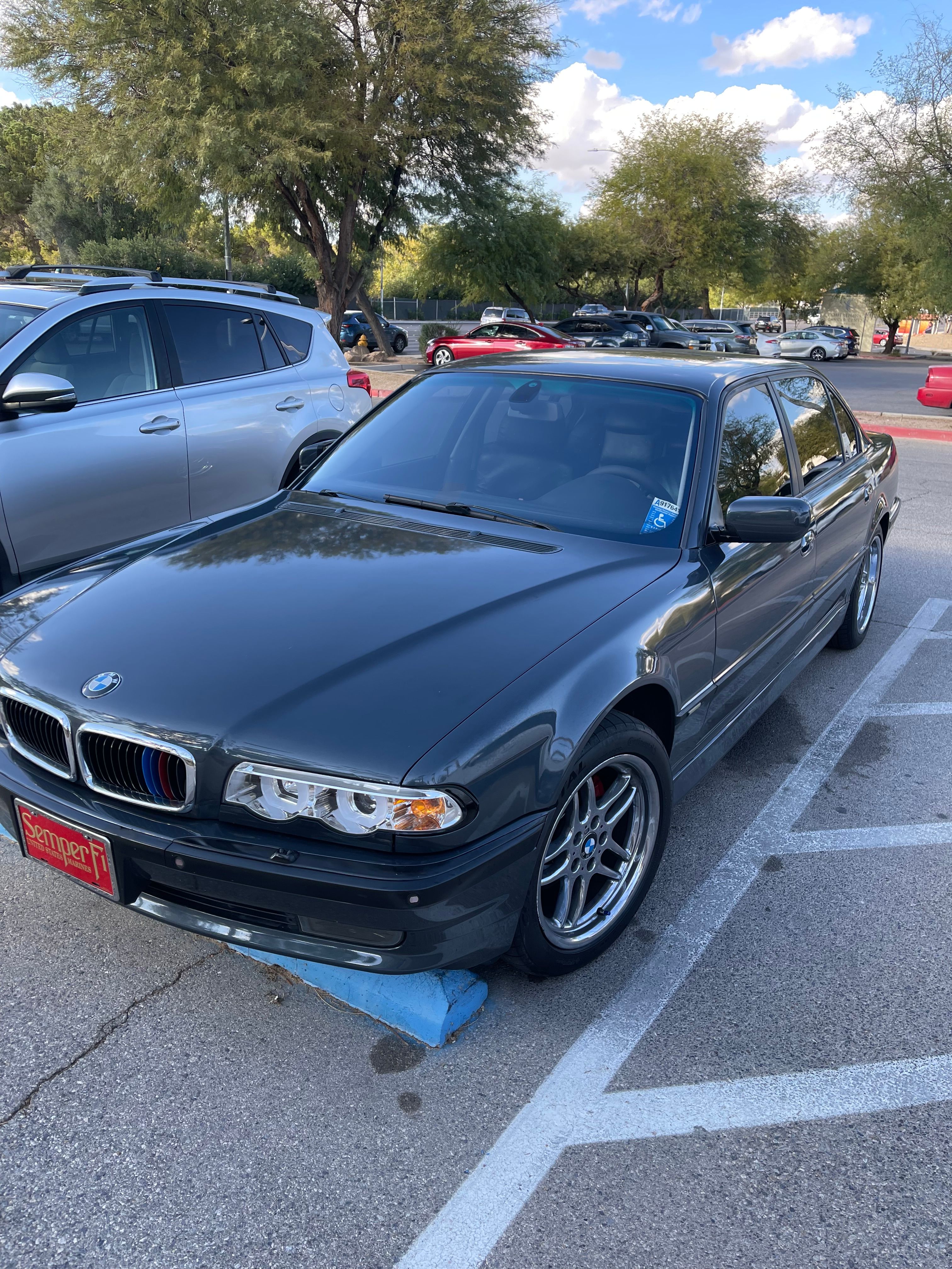 Used 2001 BMW 740iL RWD image 10