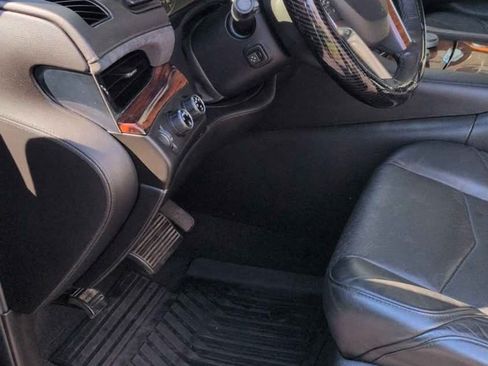 Used 2015 Cadillac Escalade ESV Luxury image 9