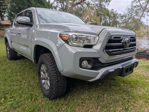 Used 2019 Toyota Tacoma SR5 image 6