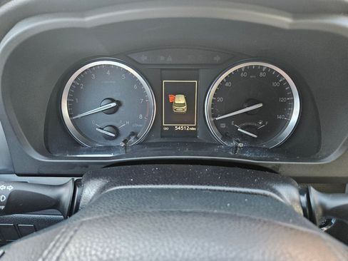 Used 2019 Toyota Highlander XLE image 20