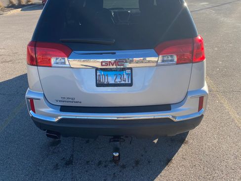 Used 2017 GMC Terrain SLE w/ Convenience Package image 4