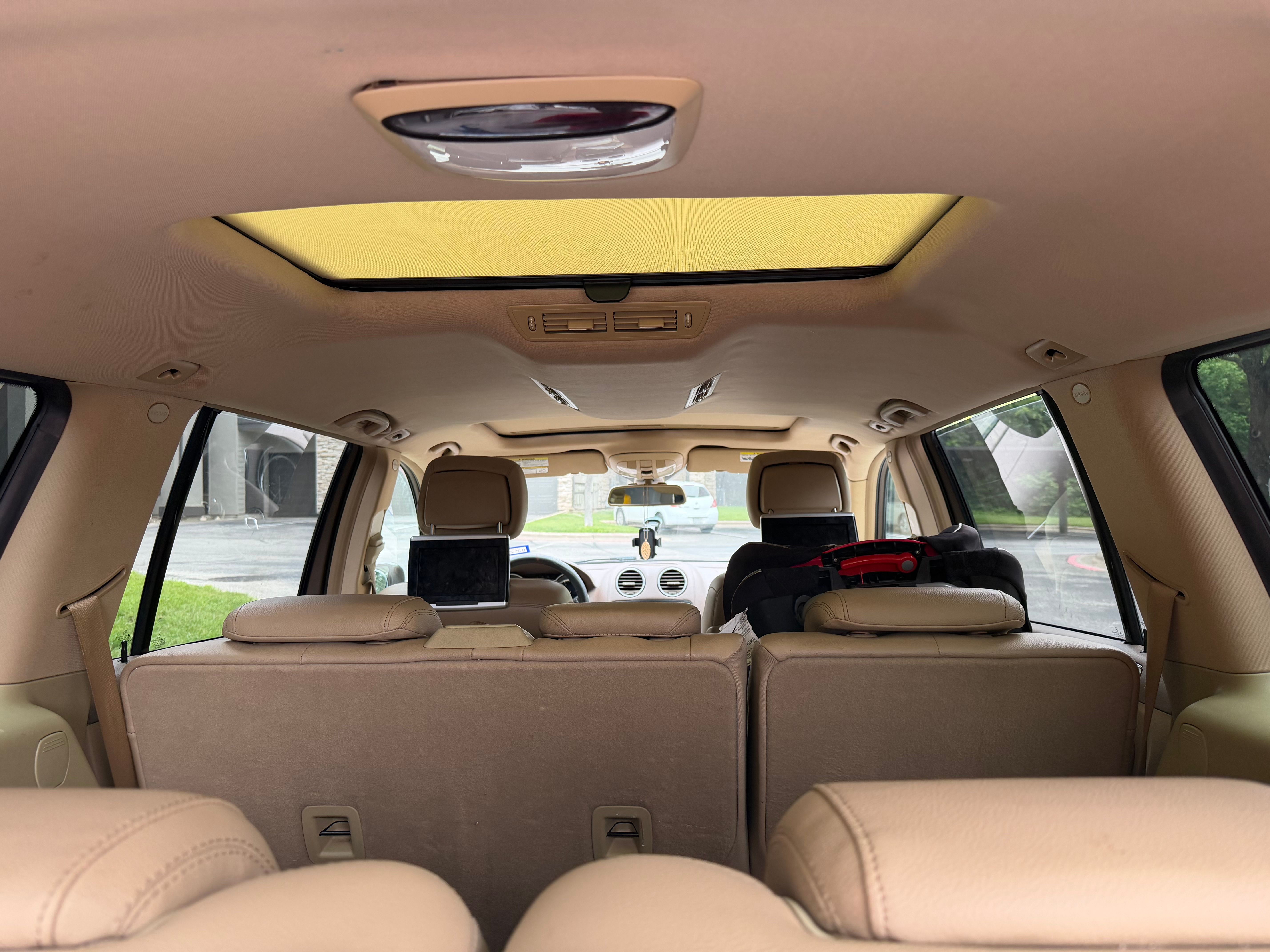 Used 2011 Mercedes-Benz GL 450 4MATIC w/ Premium 1 Pkg image 11