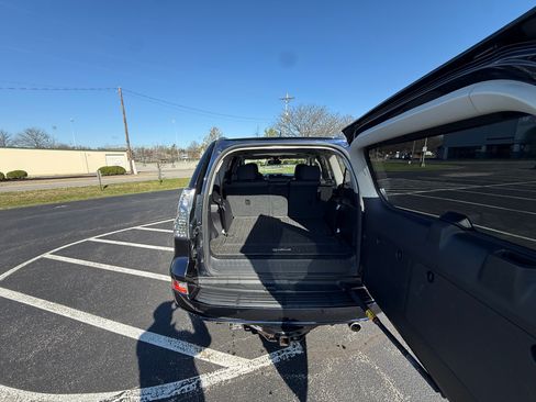 Used 2019 Lexus GX 460 Premium image 19