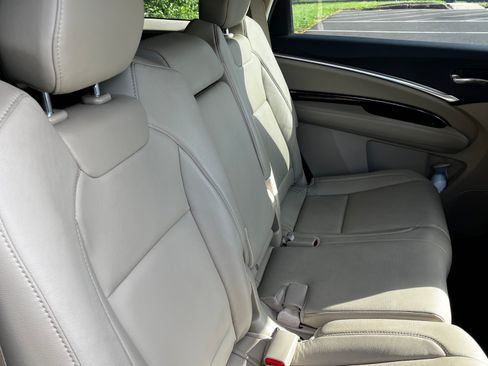 Used 2019 Acura MDX SH-AWD image 19