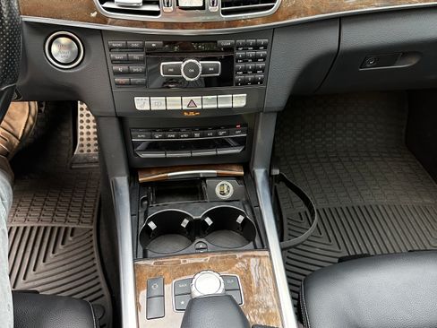 Used 2014 Mercedes-Benz E 350 E 350 Sedan 4D image 12