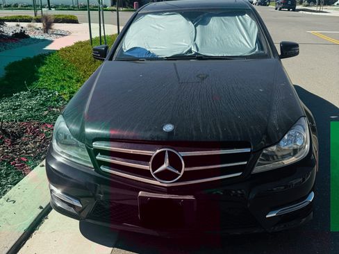 Used 2014 Mercedes-Benz C 250 C 250 Luxury Sedan 4D image 5