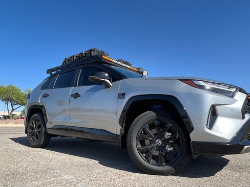 Used 2022 Toyota RAV4 XSE AWD/4WD image 6