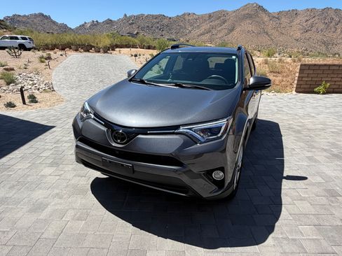 Used 2018 Toyota RAV4 Limited w/ Advanced Technology Package AWD/4WD image 1