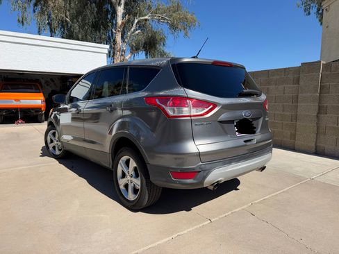 Used 2014 Ford Escape SE image 4