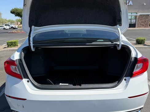 Used 2020 Honda Accord EX-L image 17