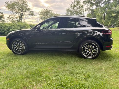 Used 2018 Porsche Macan S AWD/4WD image 4