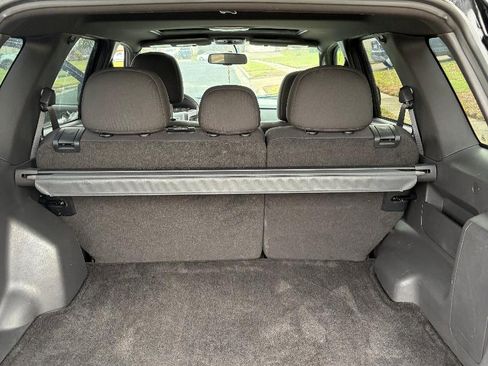 Used 2012 Ford Escape XLT image 9