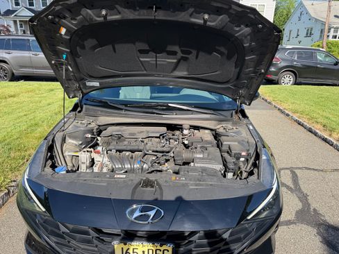 Used 2023 Hyundai Elantra SEL w/ Convenience Package FWD image 14