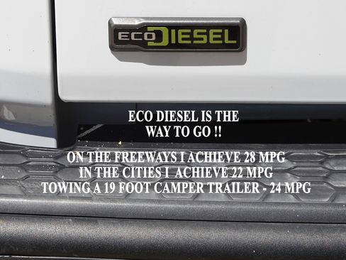 Used 2021 Jeep Gladiator Rubicon image 2