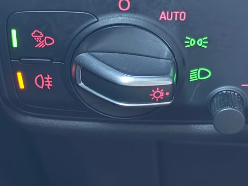 Used 2017 Audi TT 2.0T image 9