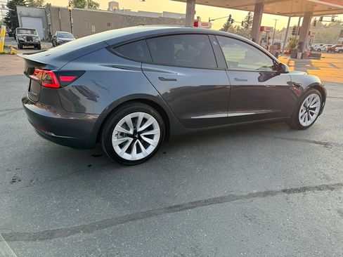 Used 2023 Tesla Model 3 Long Range AWD/4WD image 10