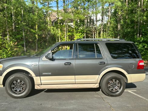 Used 2007 Ford Expedition Eddie Bauer RWD image 1