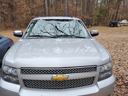 Used 2013 Chevrolet Tahoe LTZ image 11