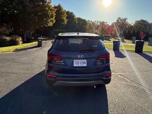 Used 2018 Hyundai Santa Fe Sport image 6