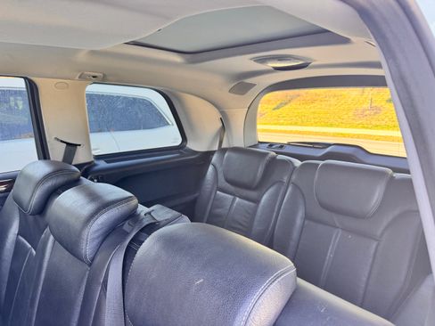 Used 2009 Mercedes-Benz GL 550 4MATIC image 15
