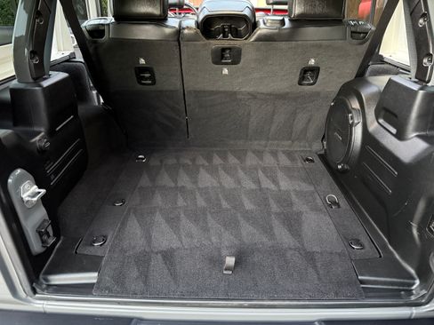 Used 2021 Jeep Wrangler Unlimited Rubicon image 24